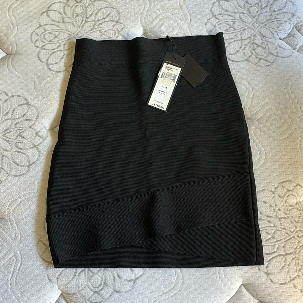 NWT BCBG MaxAzria Bodycon Skirt - Black
